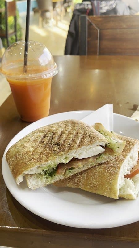 Dolce Dessert & Cafe — photo from its Google Maps listing
